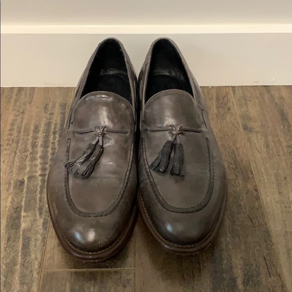 Johnston & Murphy sz 8.5 gray Bryson Tassle Loafer